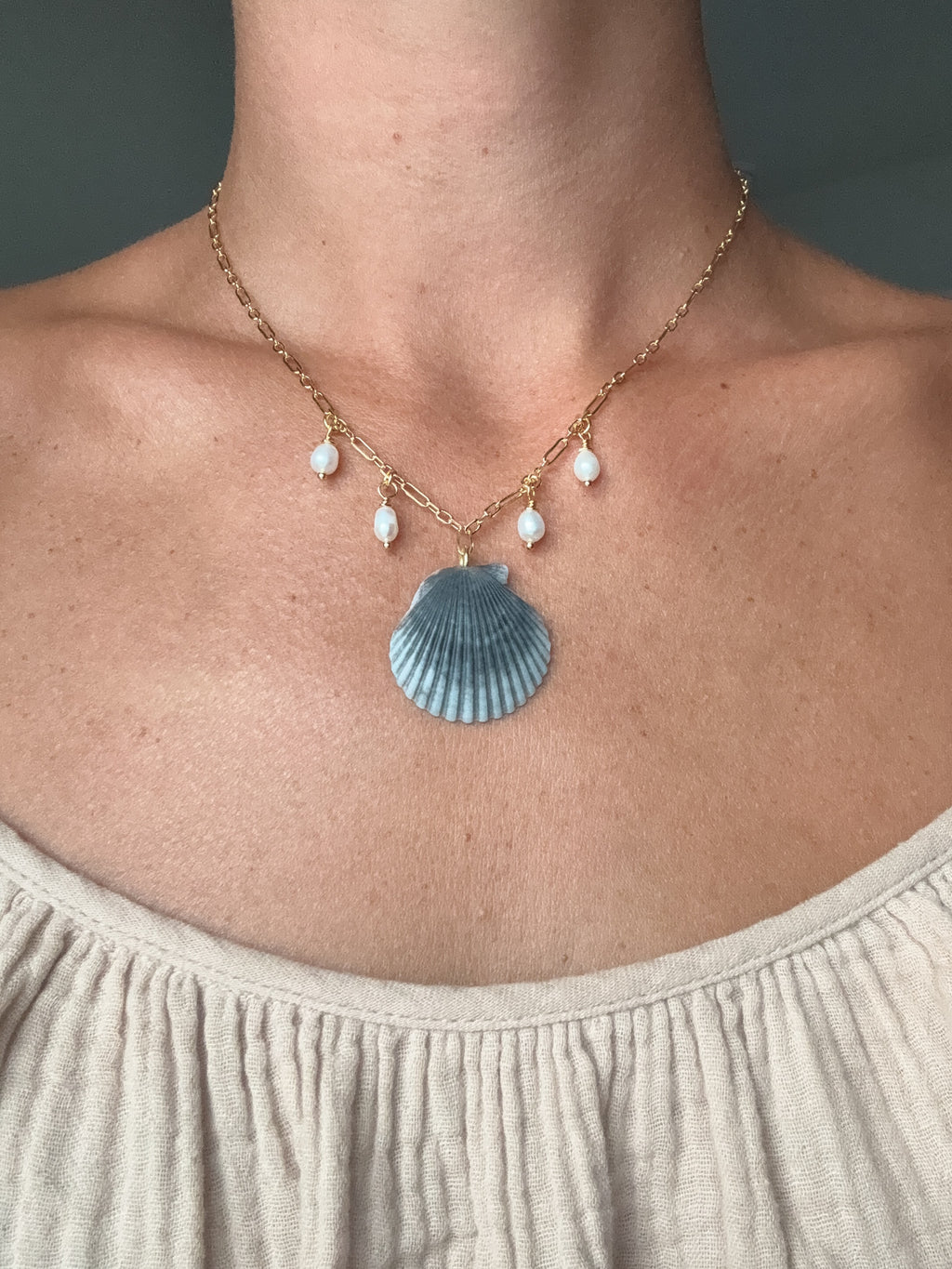Scalloped shell necklace