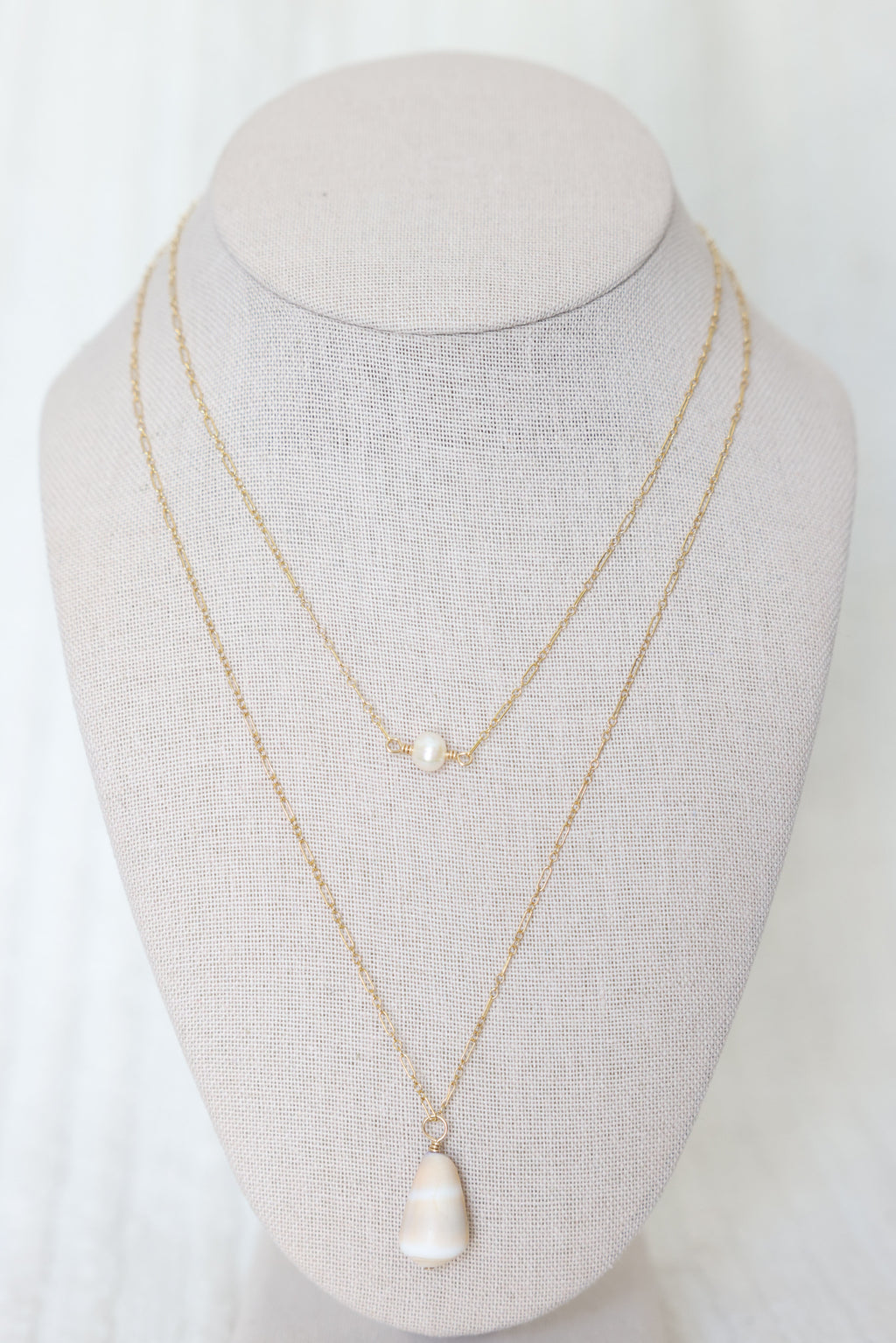 Double pendant necklace
