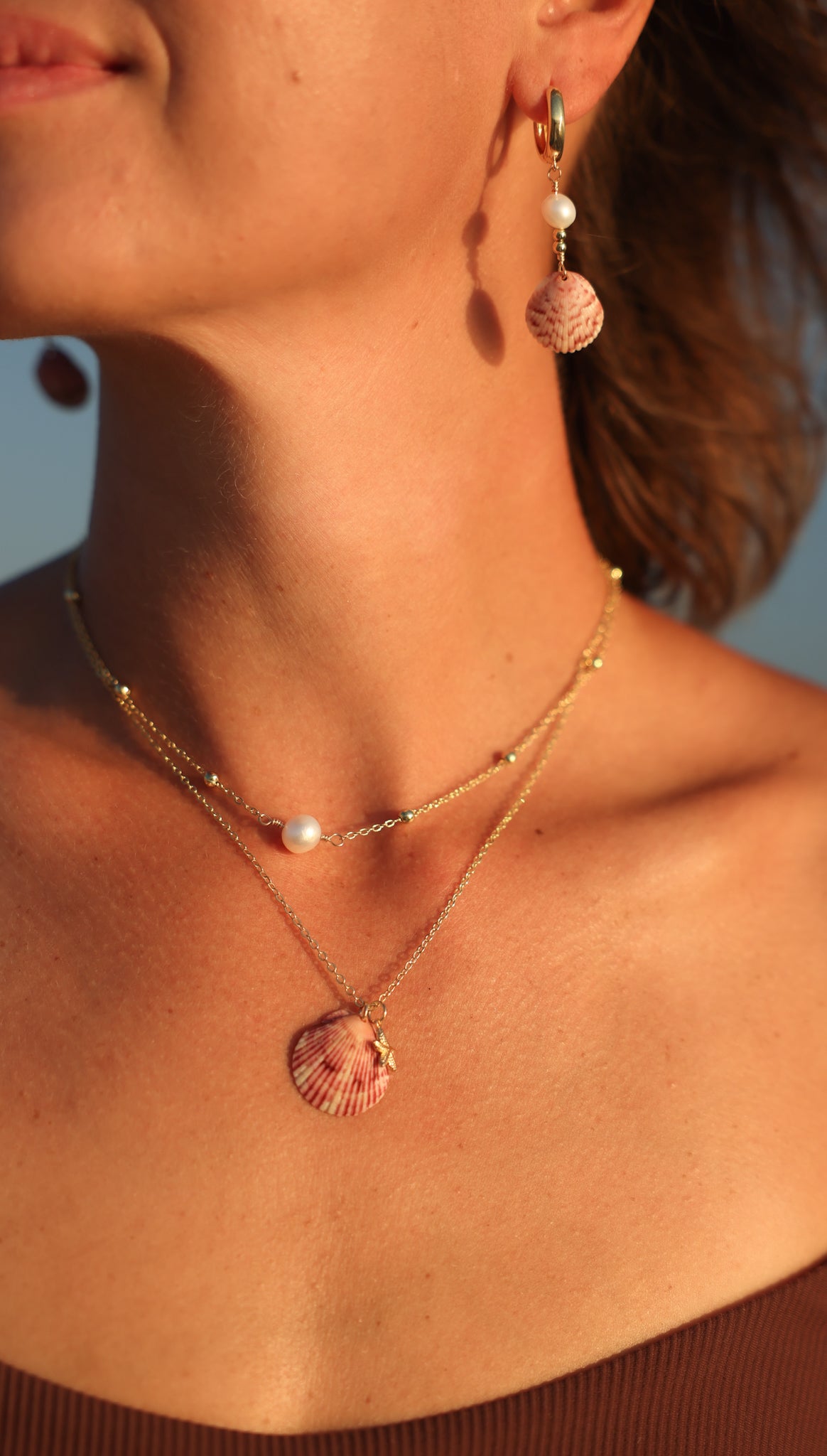 The pearl necklace