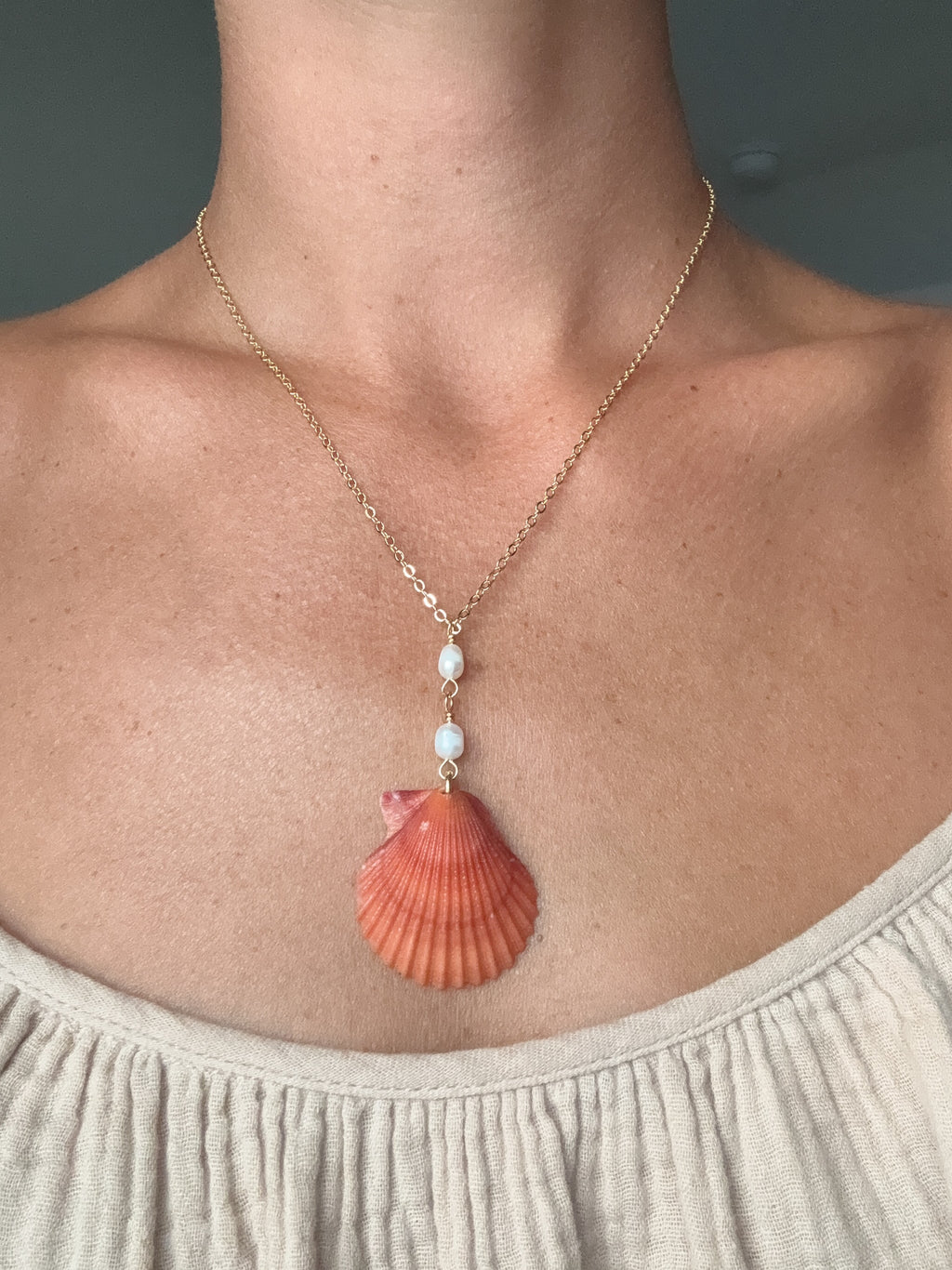 Scalloped shell necklace