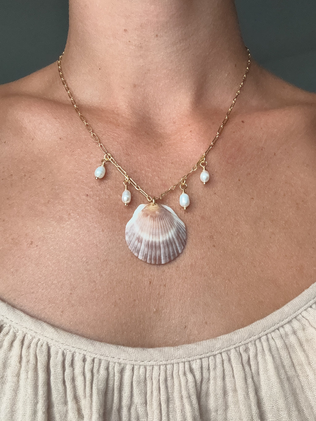 Scalloped shell necklace