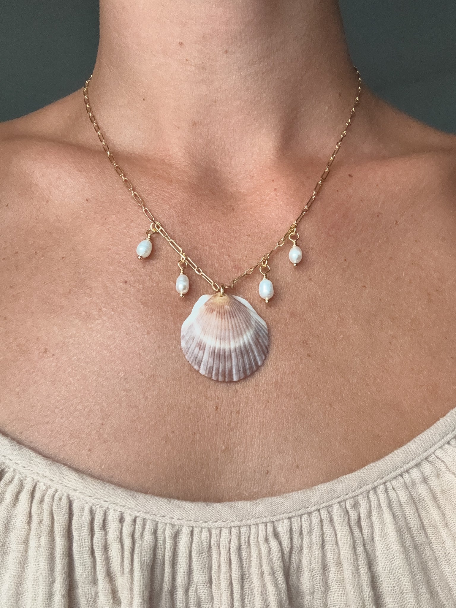 Scalloped shell necklace