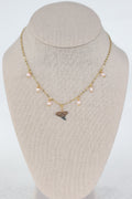 Shark tooth+pearl necklace