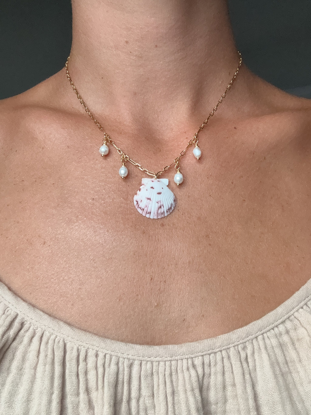 Scalloped shell necklace