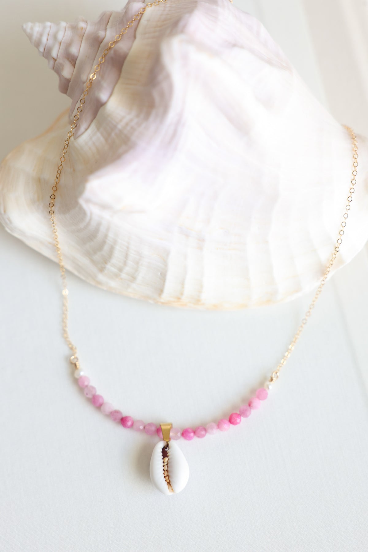 Oceana Necklace in pink