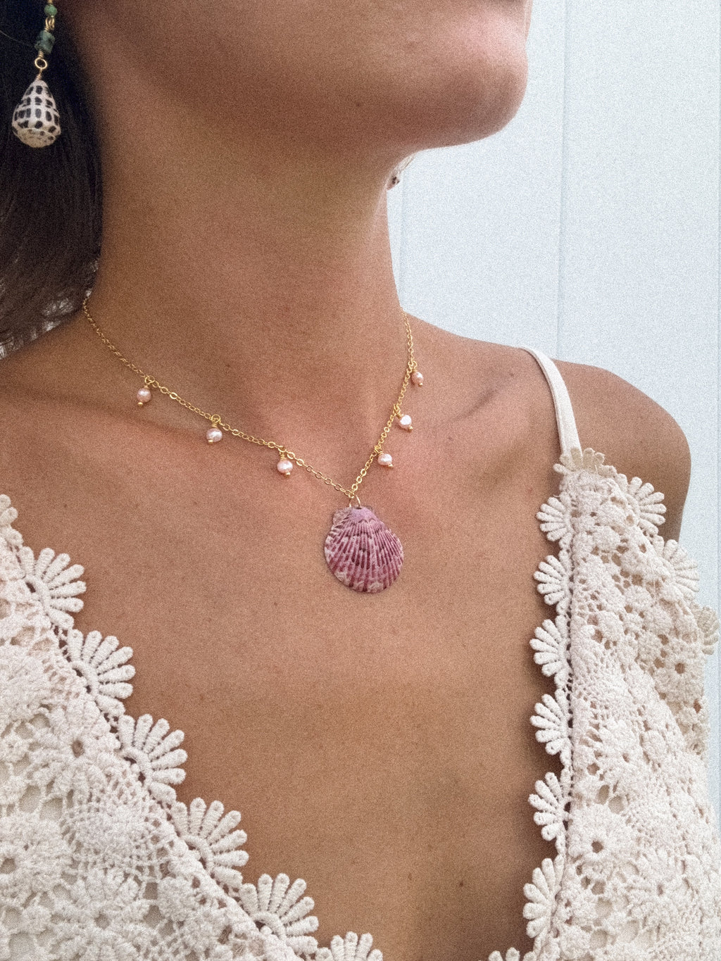 Scalloped shell necklace