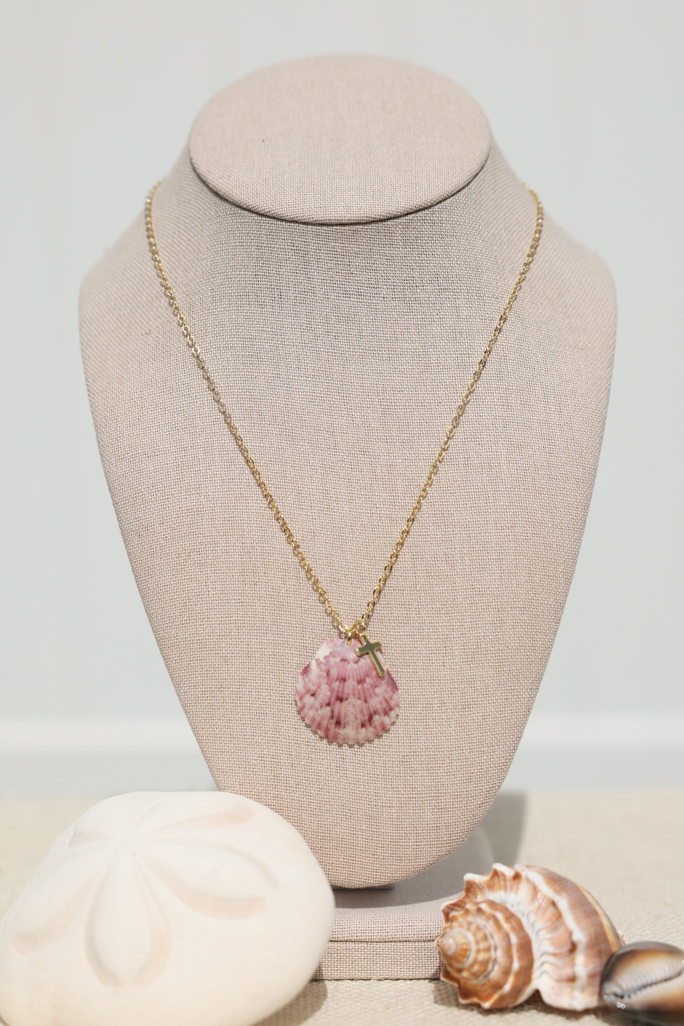 Scalloped cross charm necklace