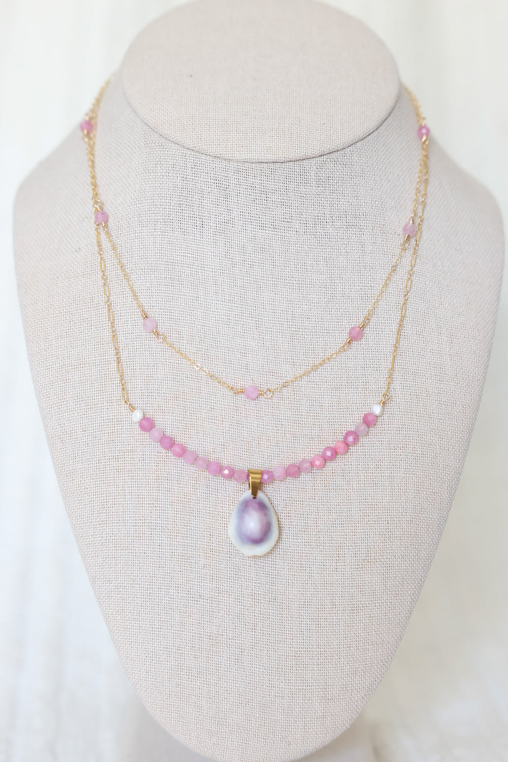 Isla Necklace in pink