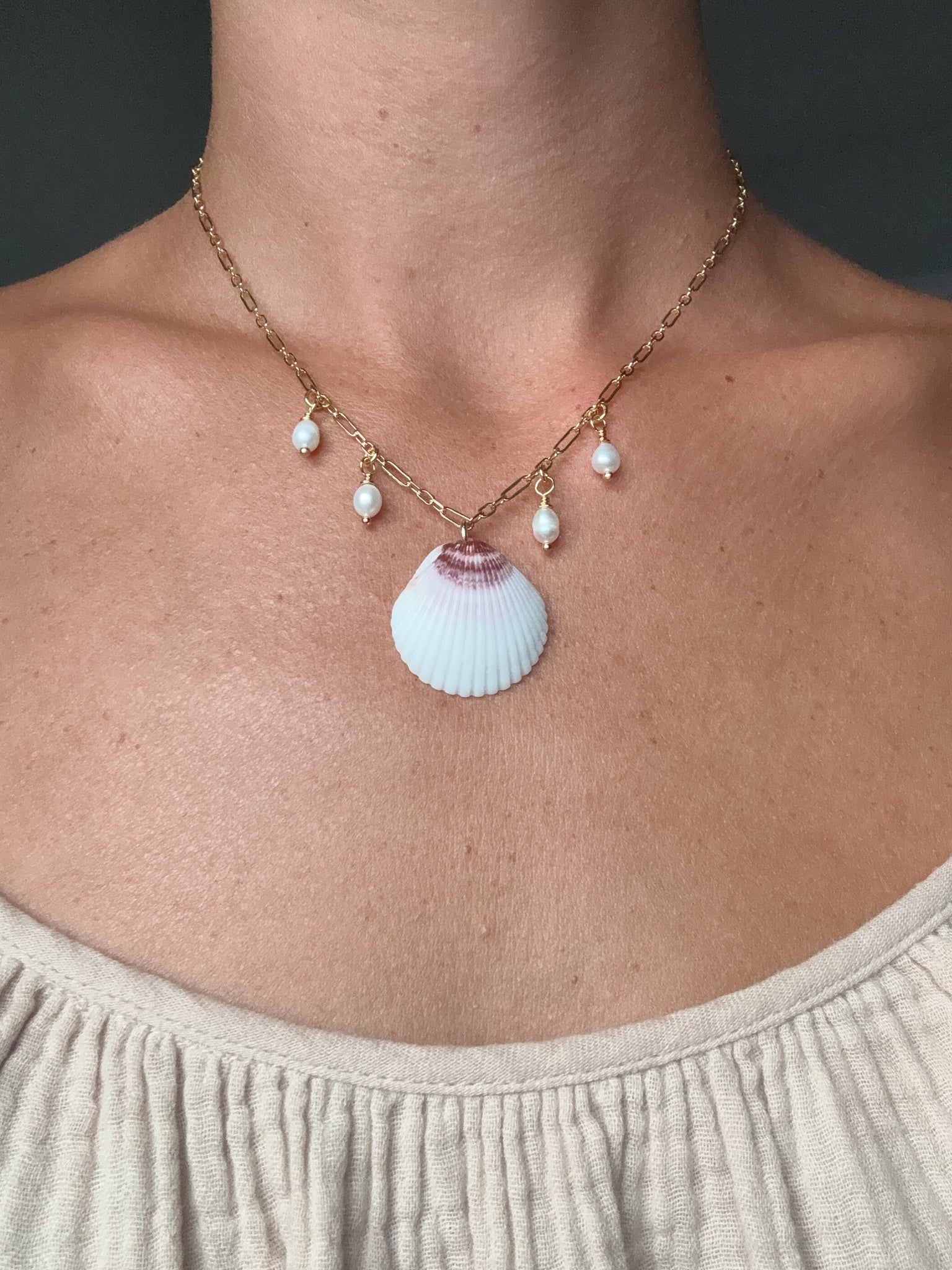Scalloped shell necklace