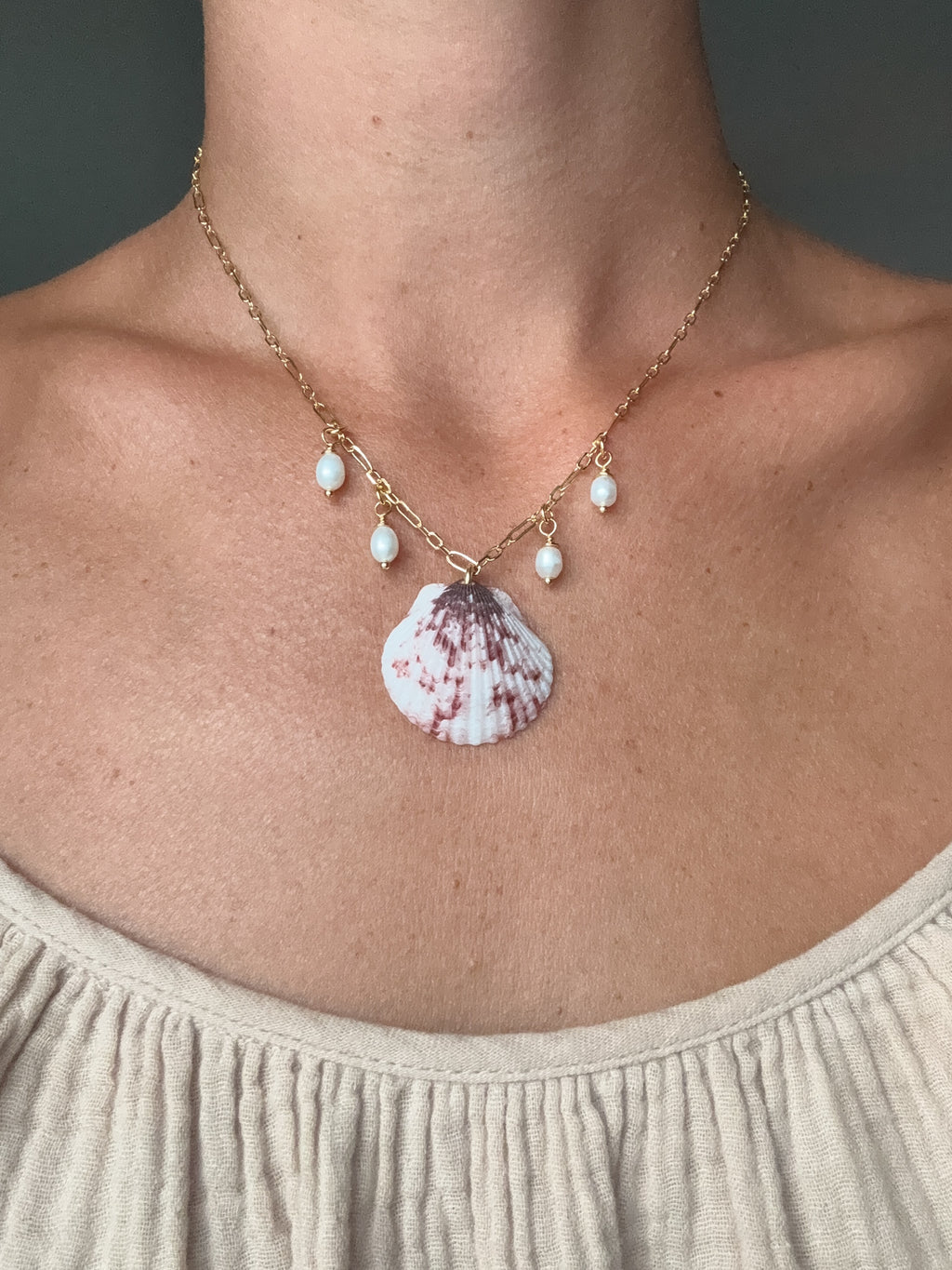 Scalloped shell necklace