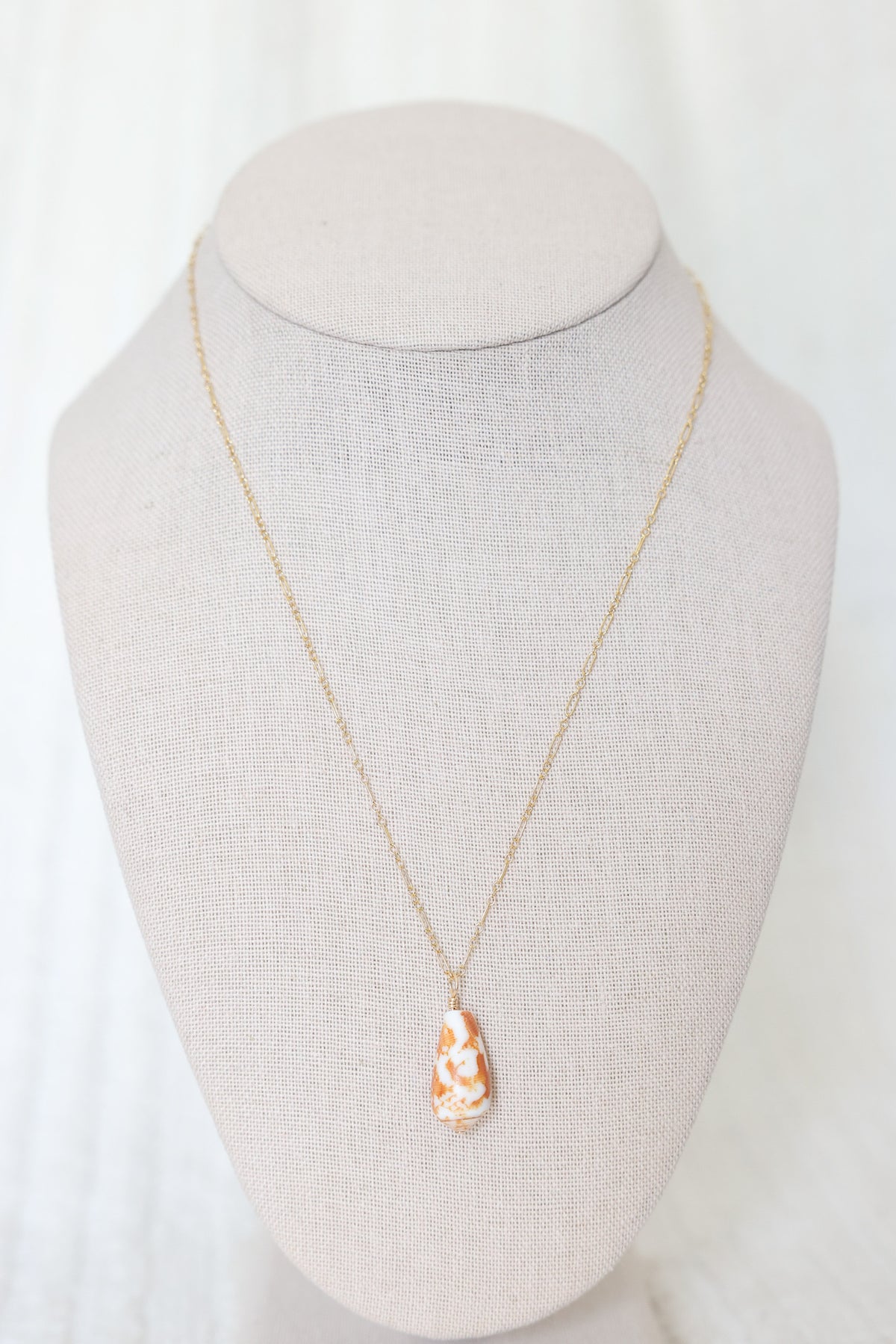 Double pendant necklace