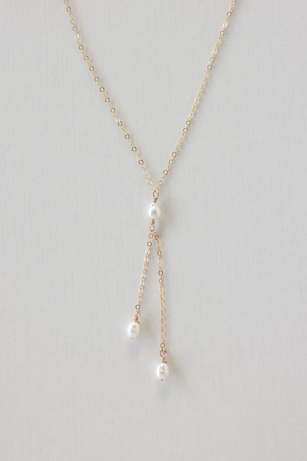 Pearl drop necklace