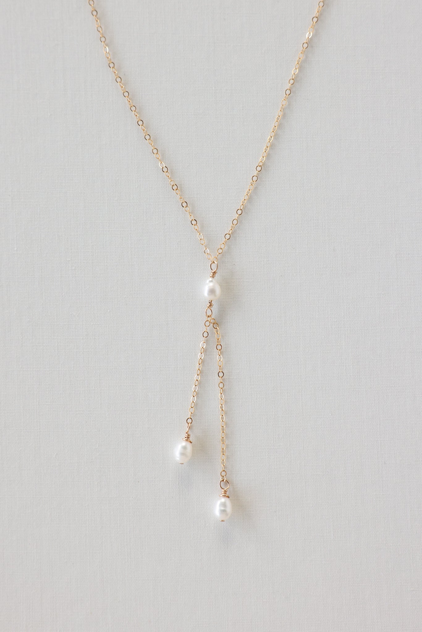 Pearl drop necklace