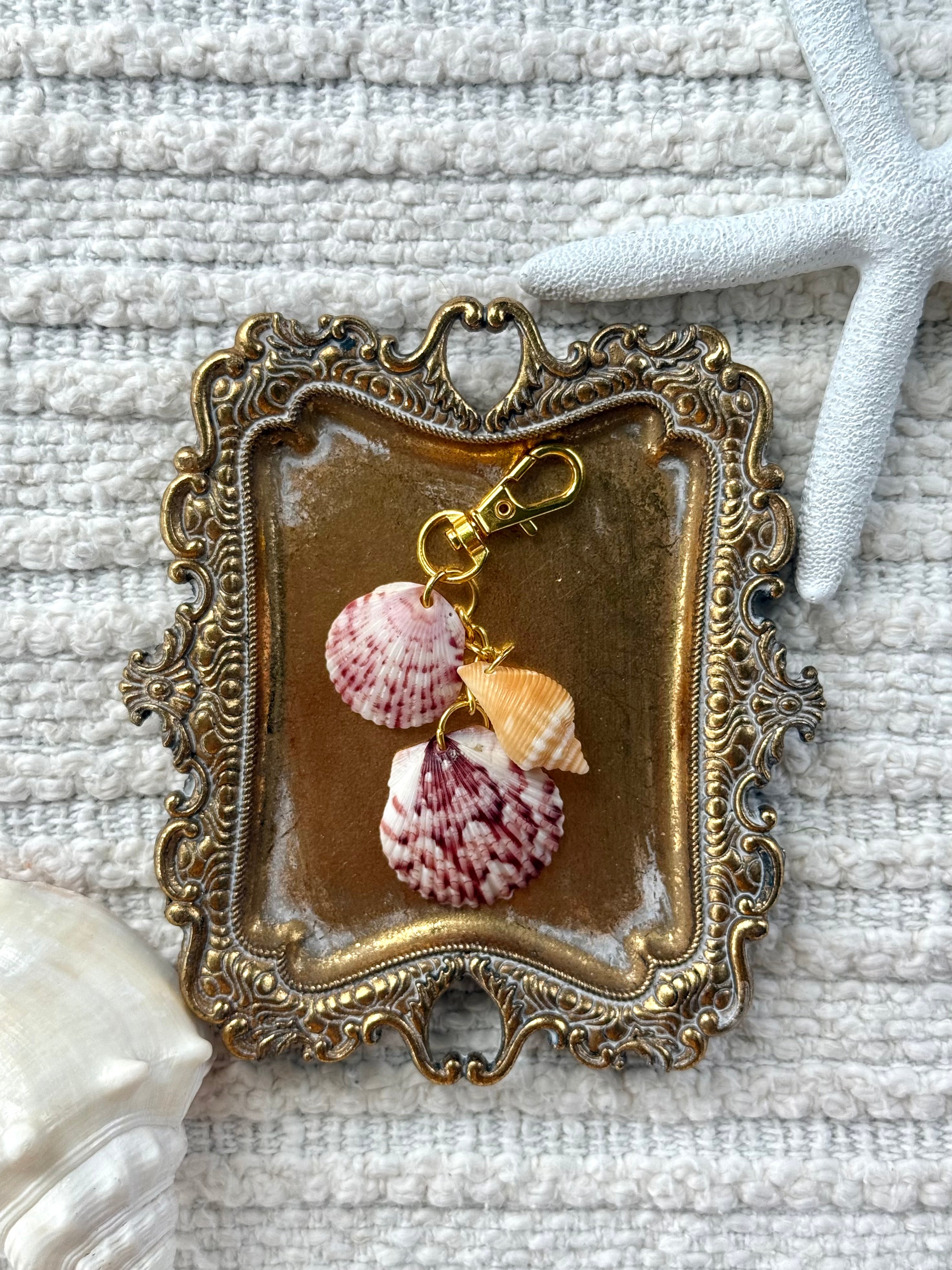 Seashell keychain