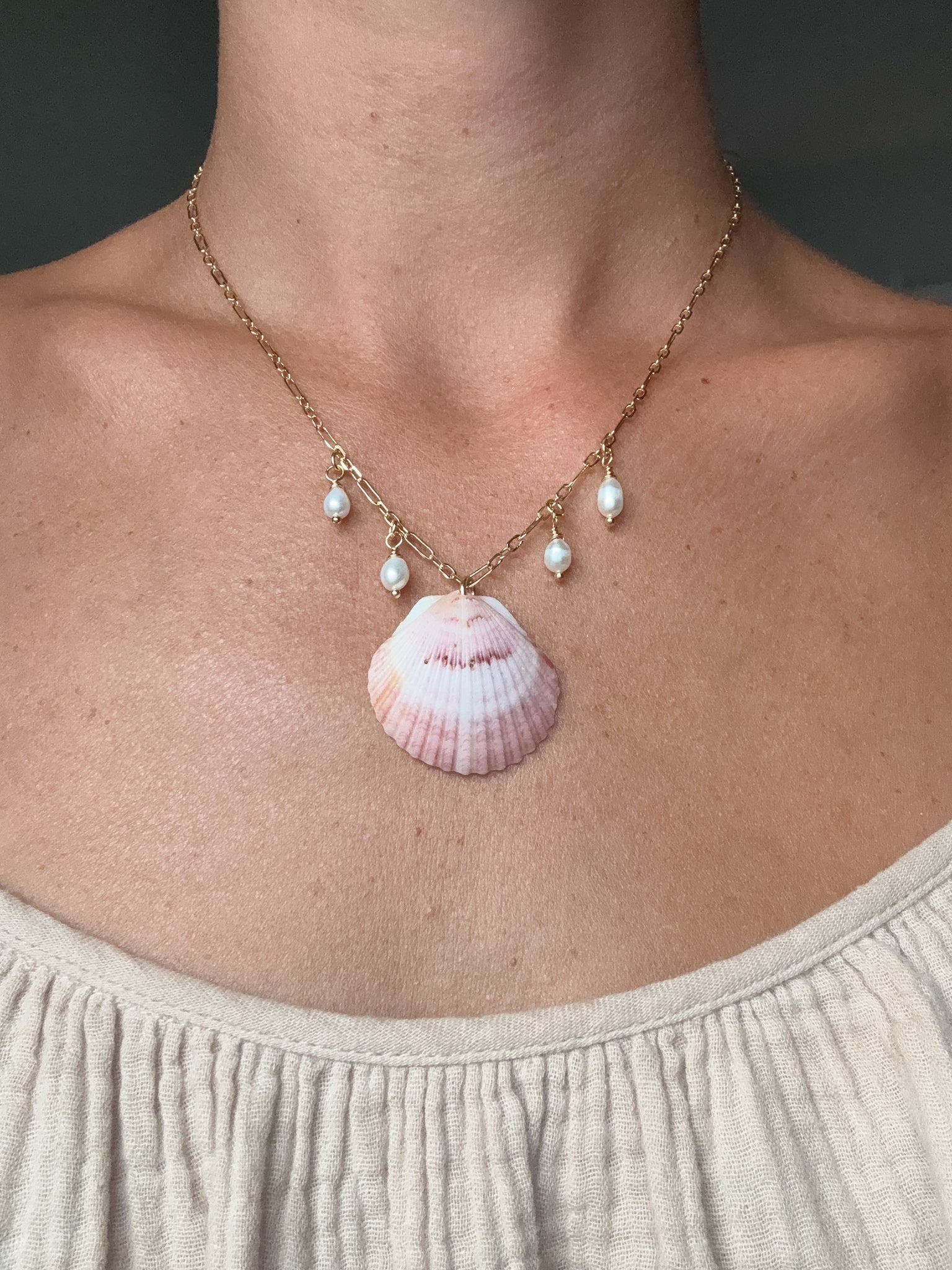 Scalloped shell necklace