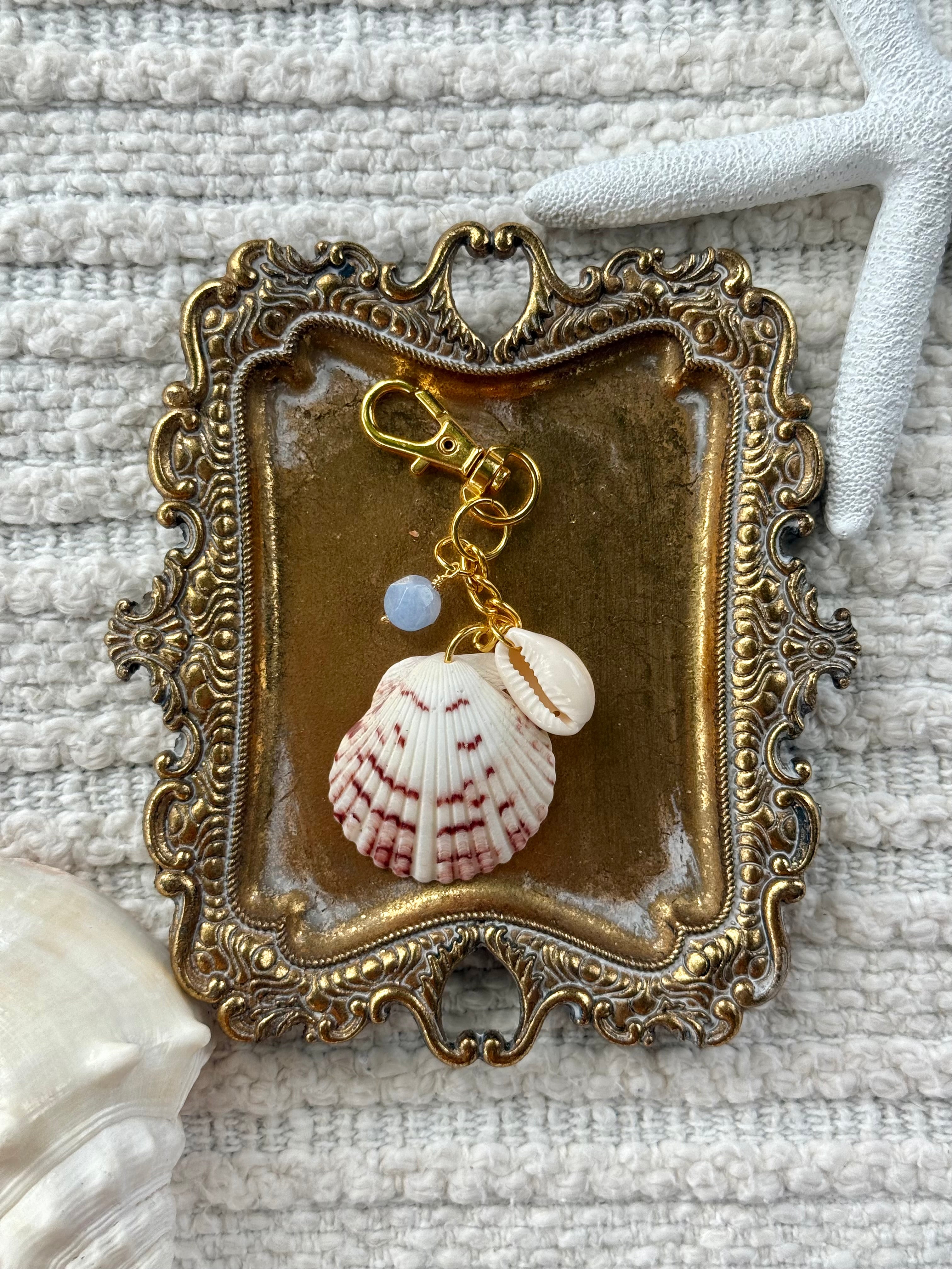 Seashell keychain