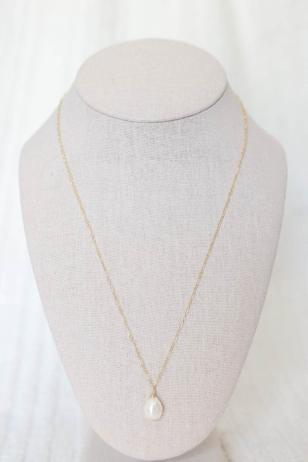 Double pendant necklace