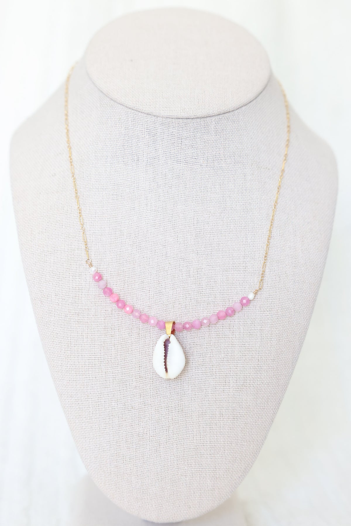Oceana Necklace in pink