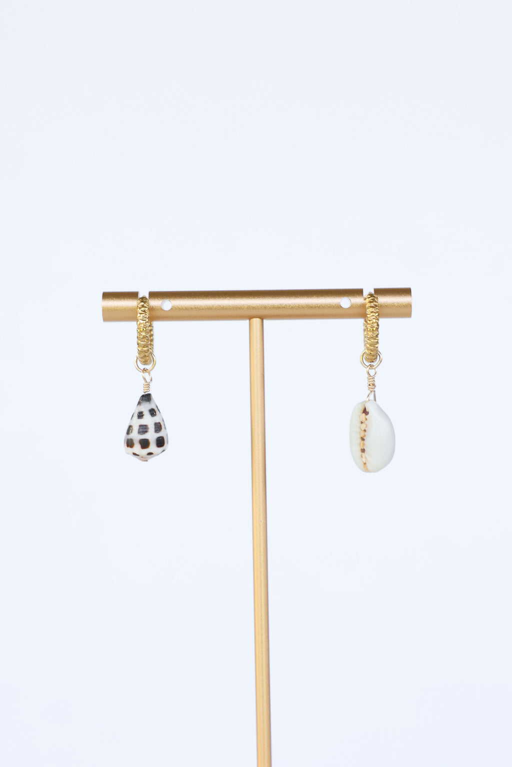 Shell earrings