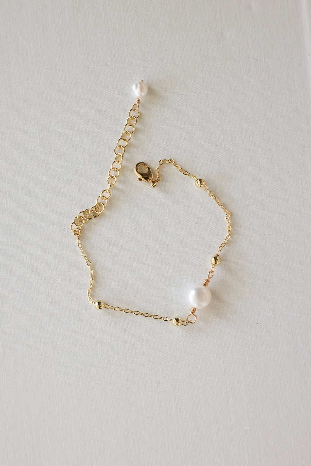 Pearl bracelet