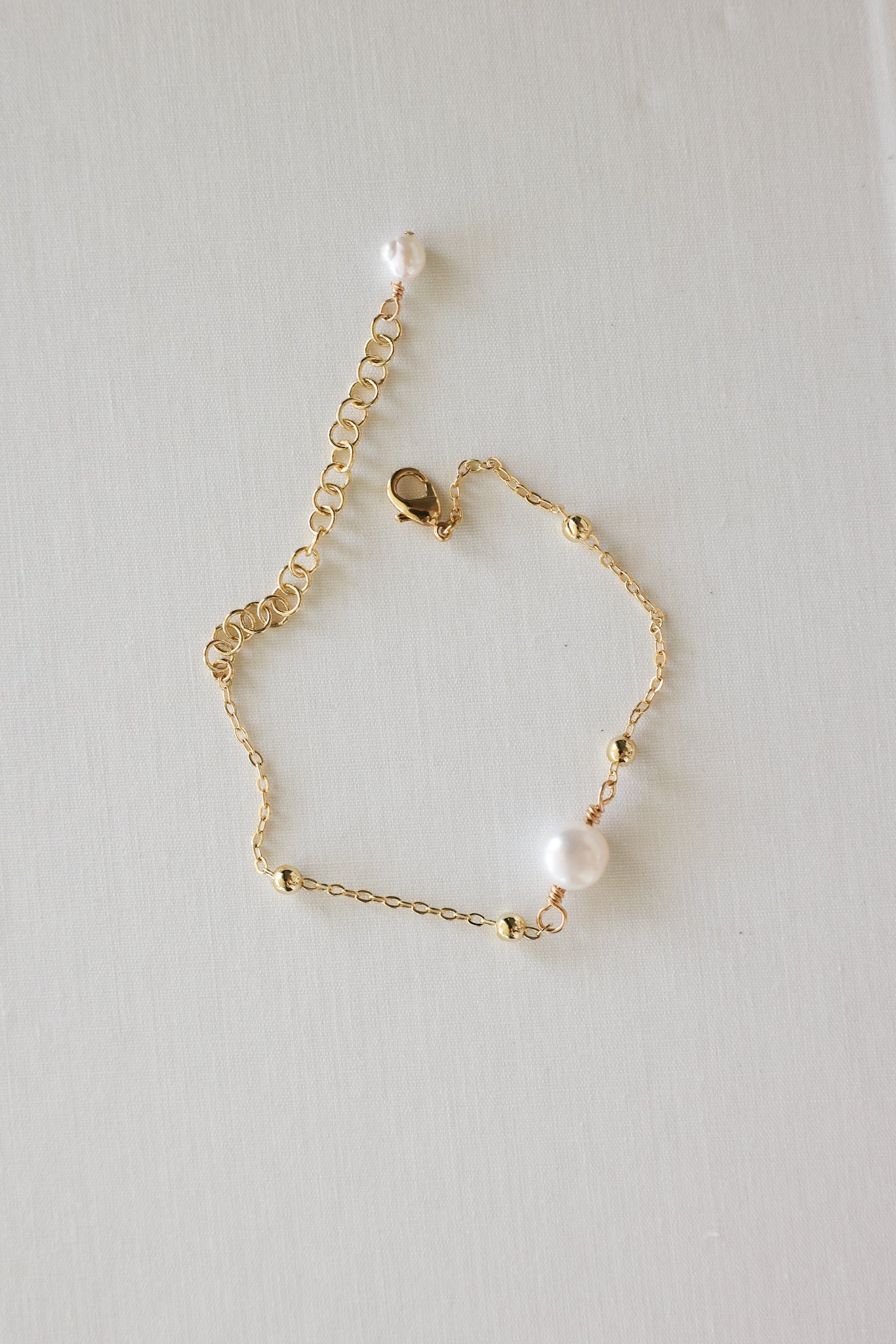 Pearl bracelet